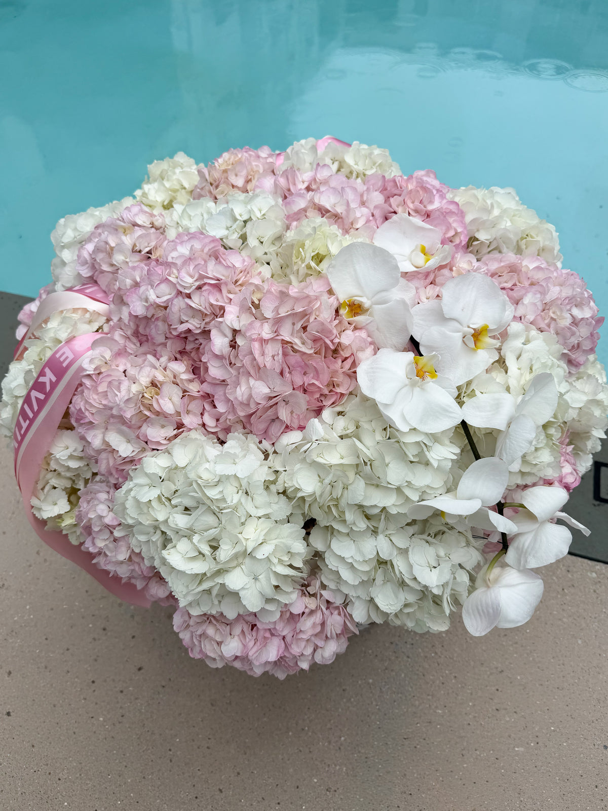 «ORCHID & CLOUD» basket
