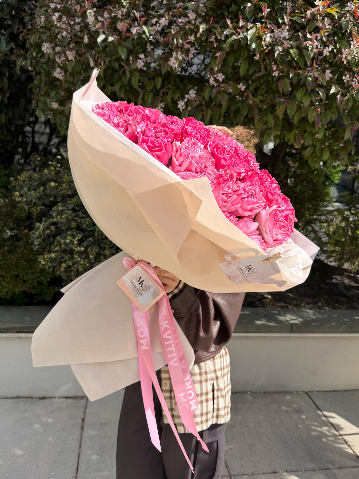 BOUQUET "RASPBERRY VELVET" - GARDEN ROSES