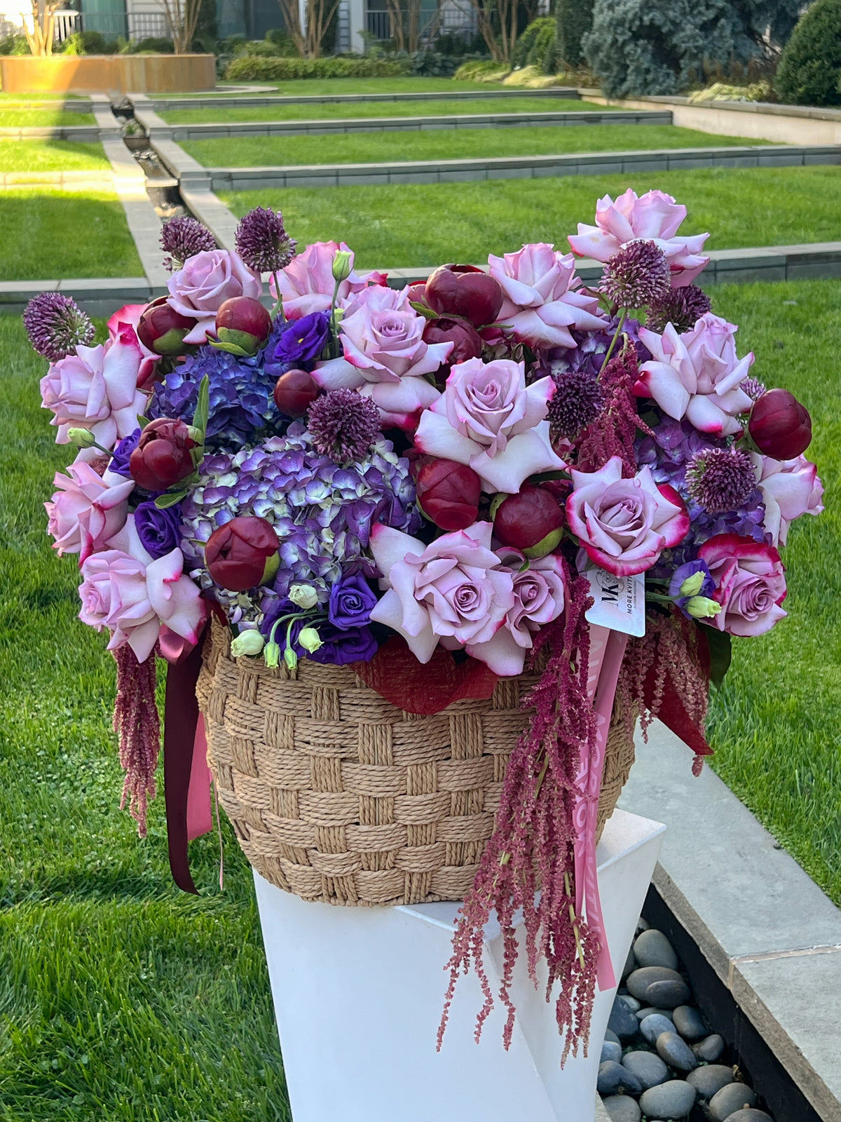 «VELVET ALLIUM» basket