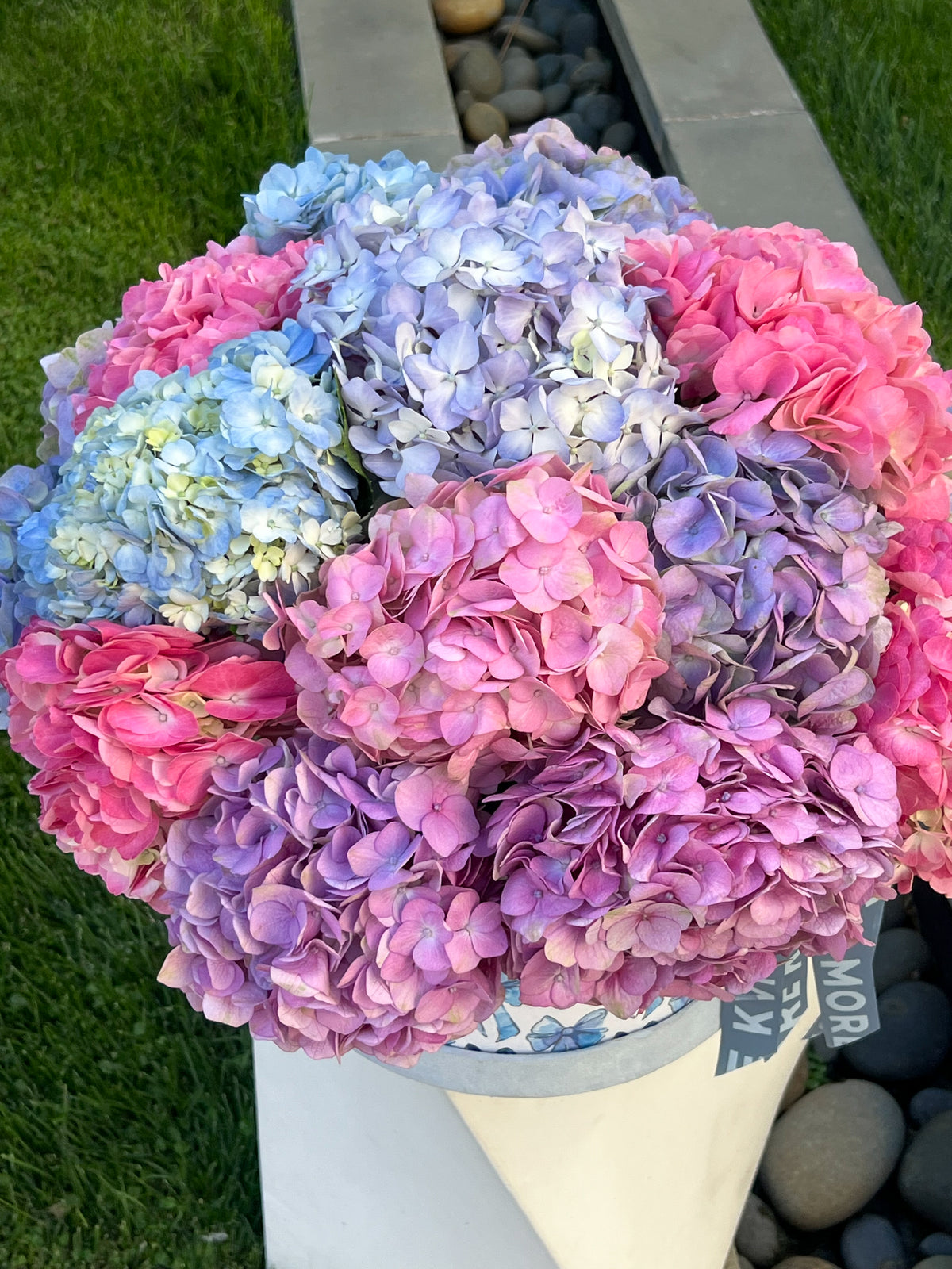 «HYDRANGEA LOVE» basket