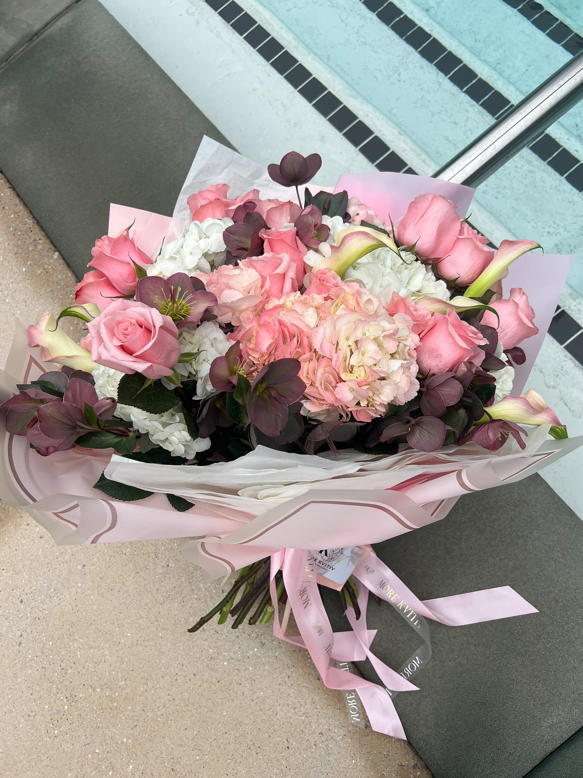 BOUQUET "MUTED BERRY ROMANCE"